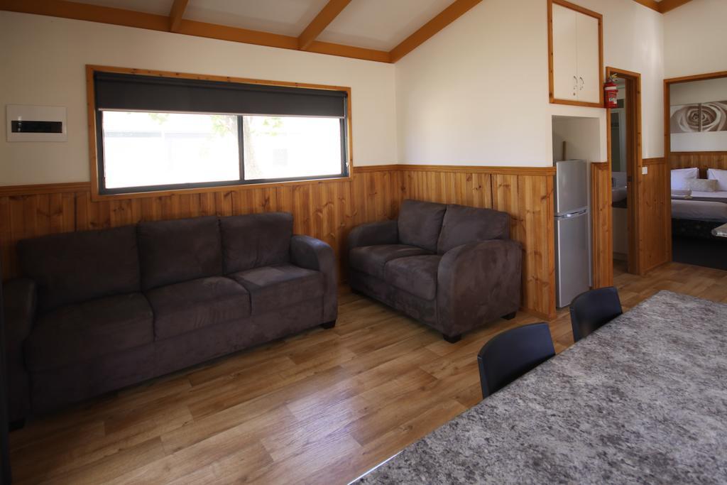 Sun Country Lifestyle Park Hotel Mulwala Szoba fotó