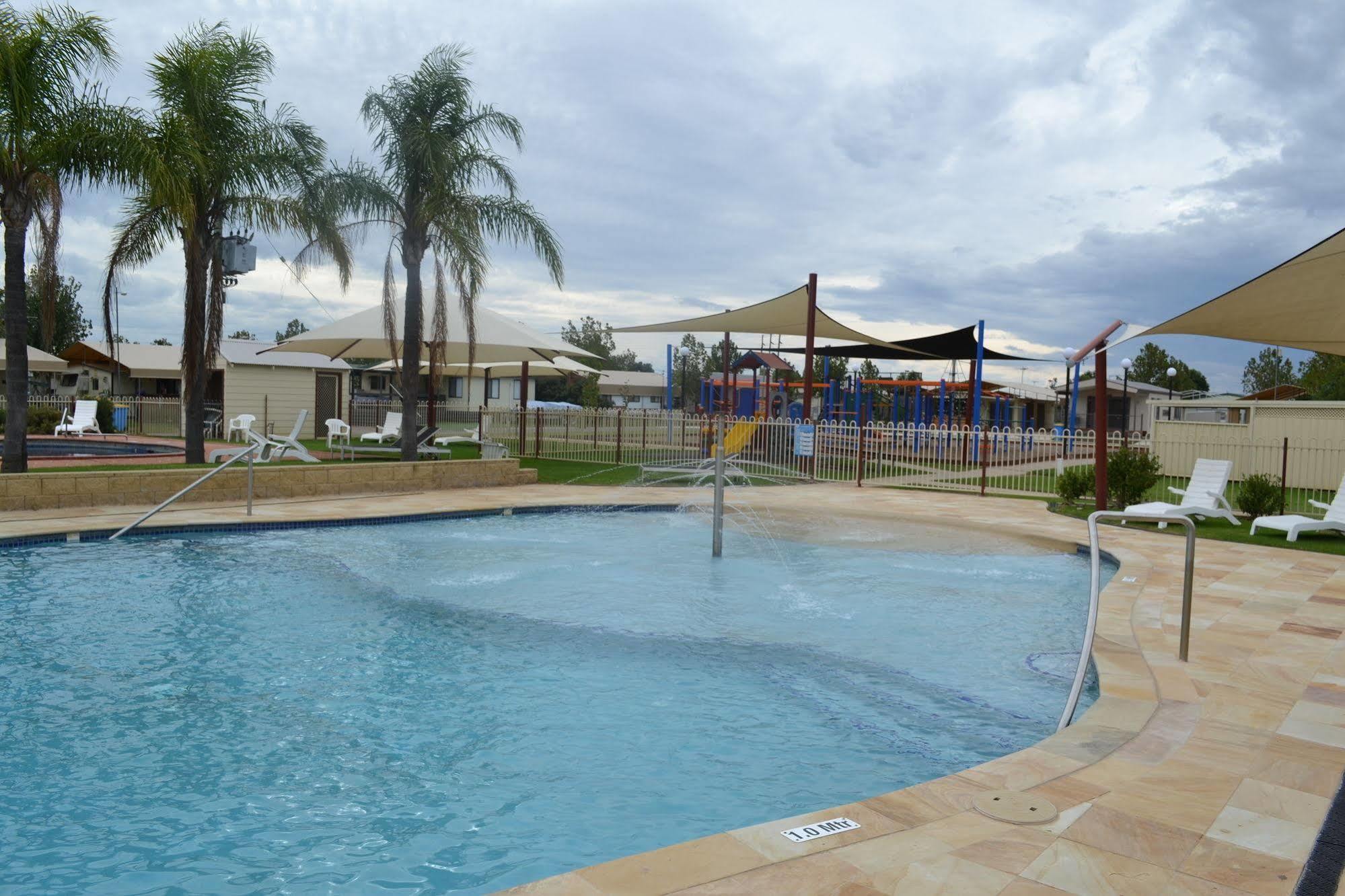 Sun Country Lifestyle Park Hotel Mulwala Kültér fotó